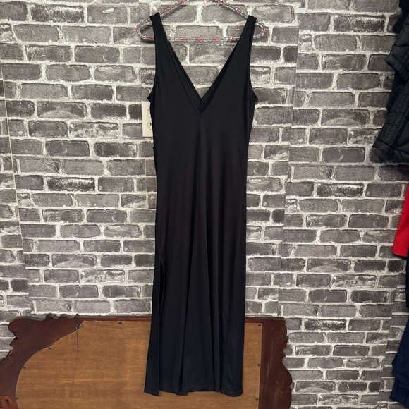Vintage Victoria’s Secret ribbed midi dress black slit leg - Picture 7 of 7